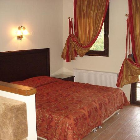 Village Naiades Kastoria Room photo