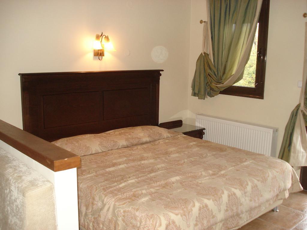 Village Naiades Kastoria Room photo