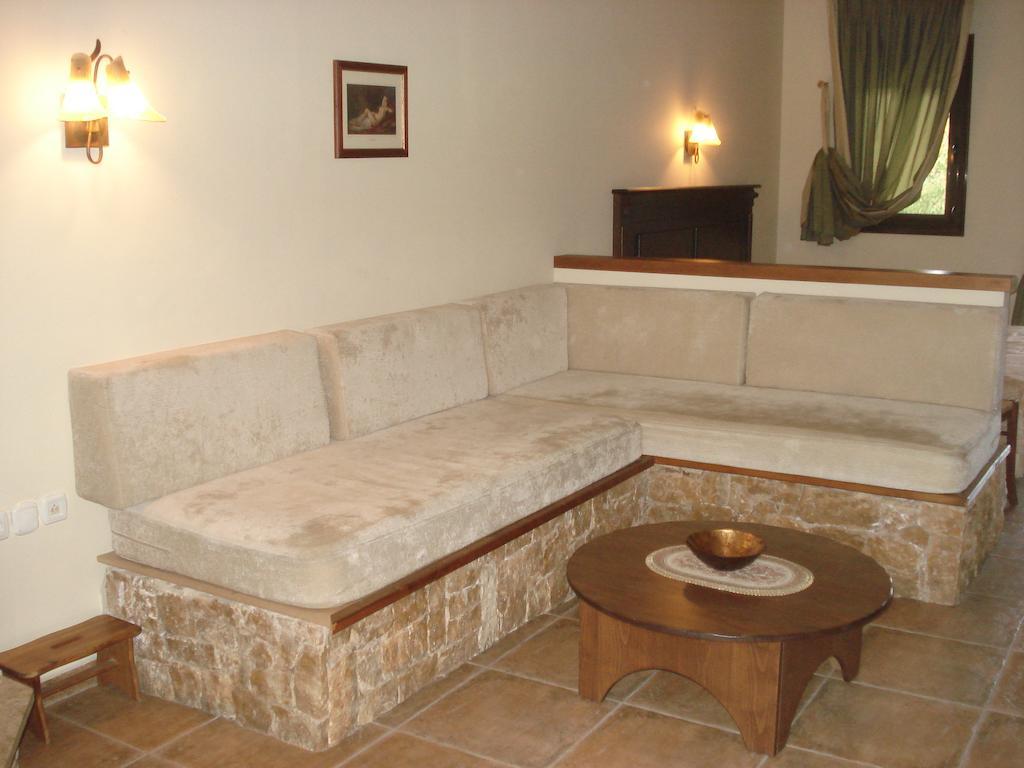 Village Naiades Kastoria Room photo